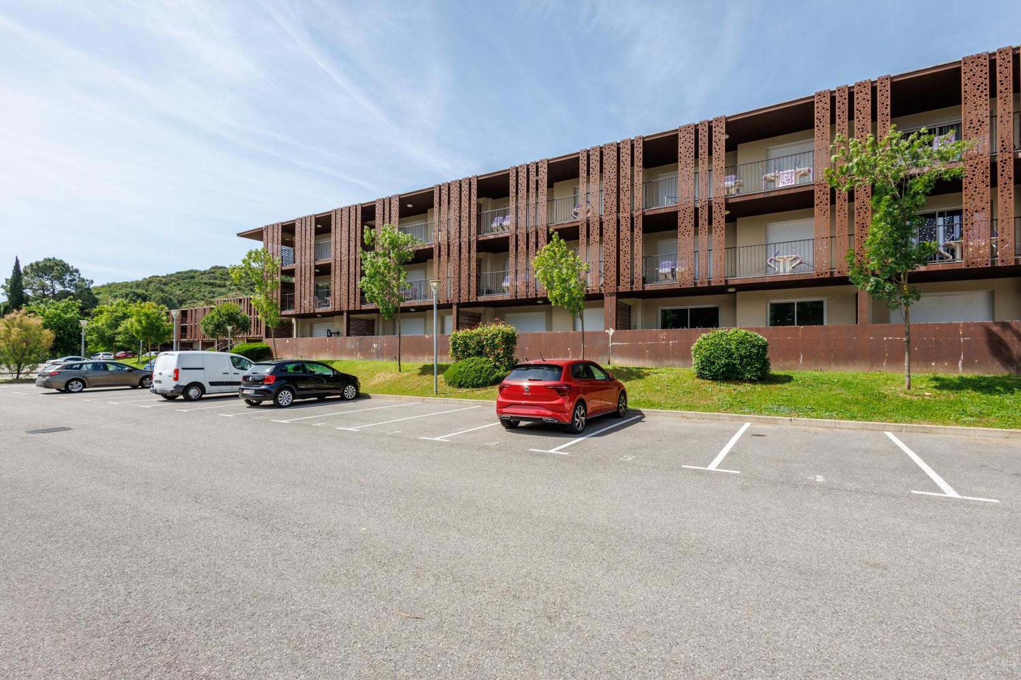 Residhotel Residence Pont Du Gard Ремулен Экстерьер фото