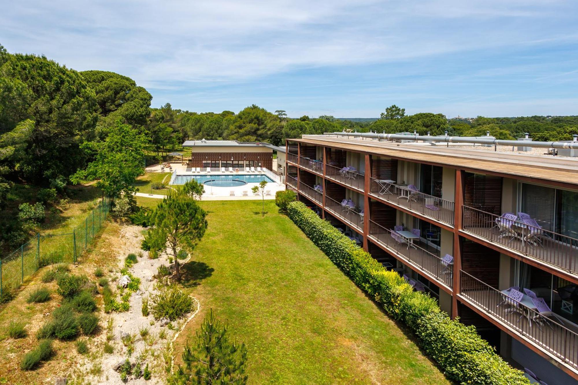 Residhotel Residence Pont Du Gard Ремулен Экстерьер фото